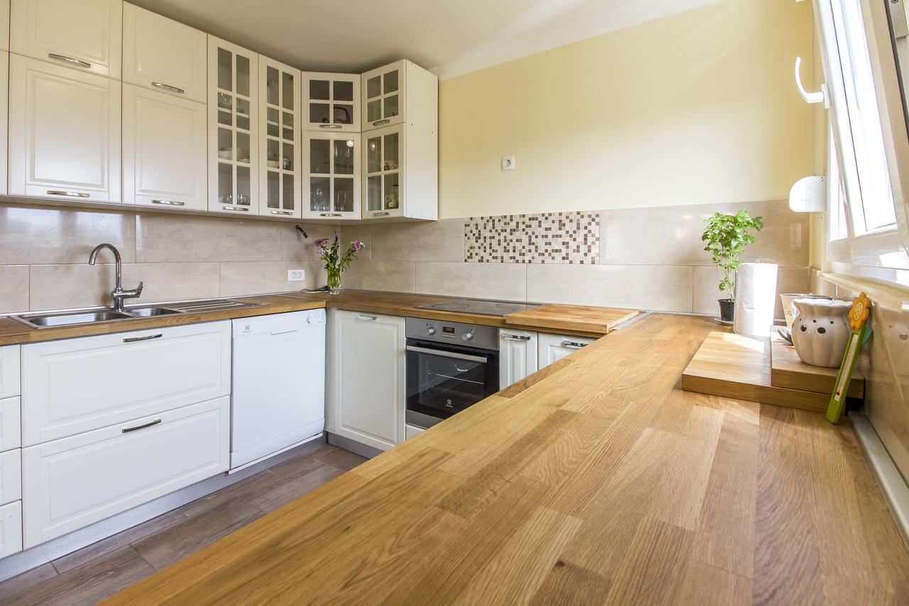 Apartman Maxim Apartment พูลา ภายนอก รูปภาพ